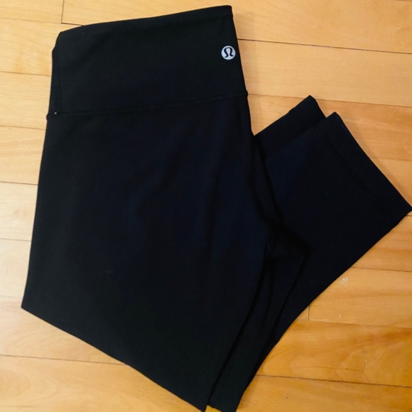 Lululemon Capri leggings - Picture 3 of 4
